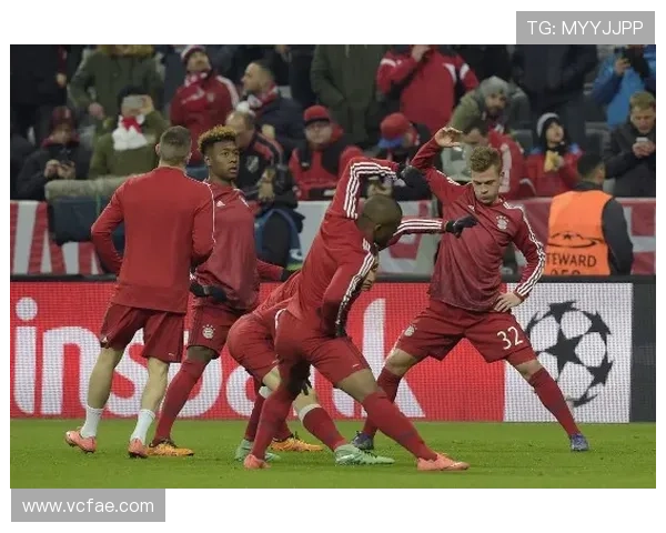 [德甲]格雷罗跟进射门得手 拜仁慕尼黑取得领先.